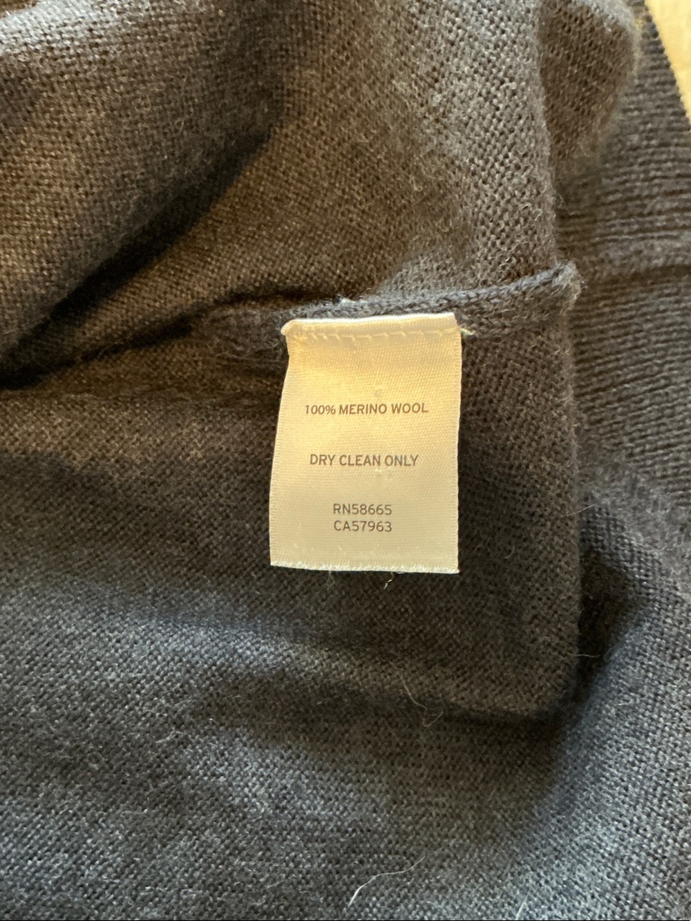 Men's V-Neck Sweater - Deep Navy - Picture 2 of 2